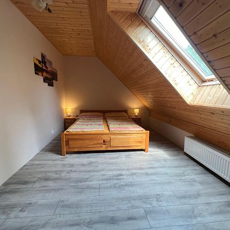 Privat 66 Apartment Liptovsky Trnovec Bagian luar foto