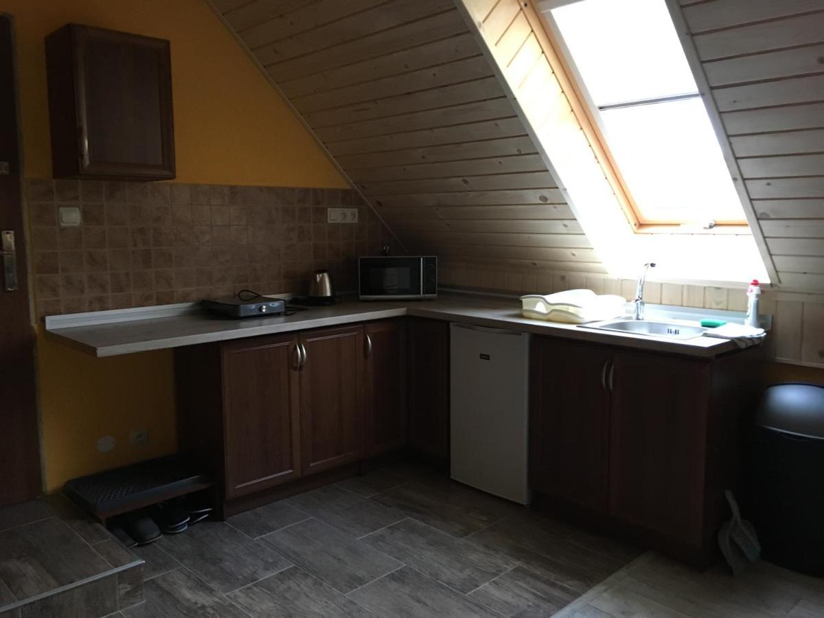 Privat 66 Apartment Liptovsky Trnovec Bagian luar foto