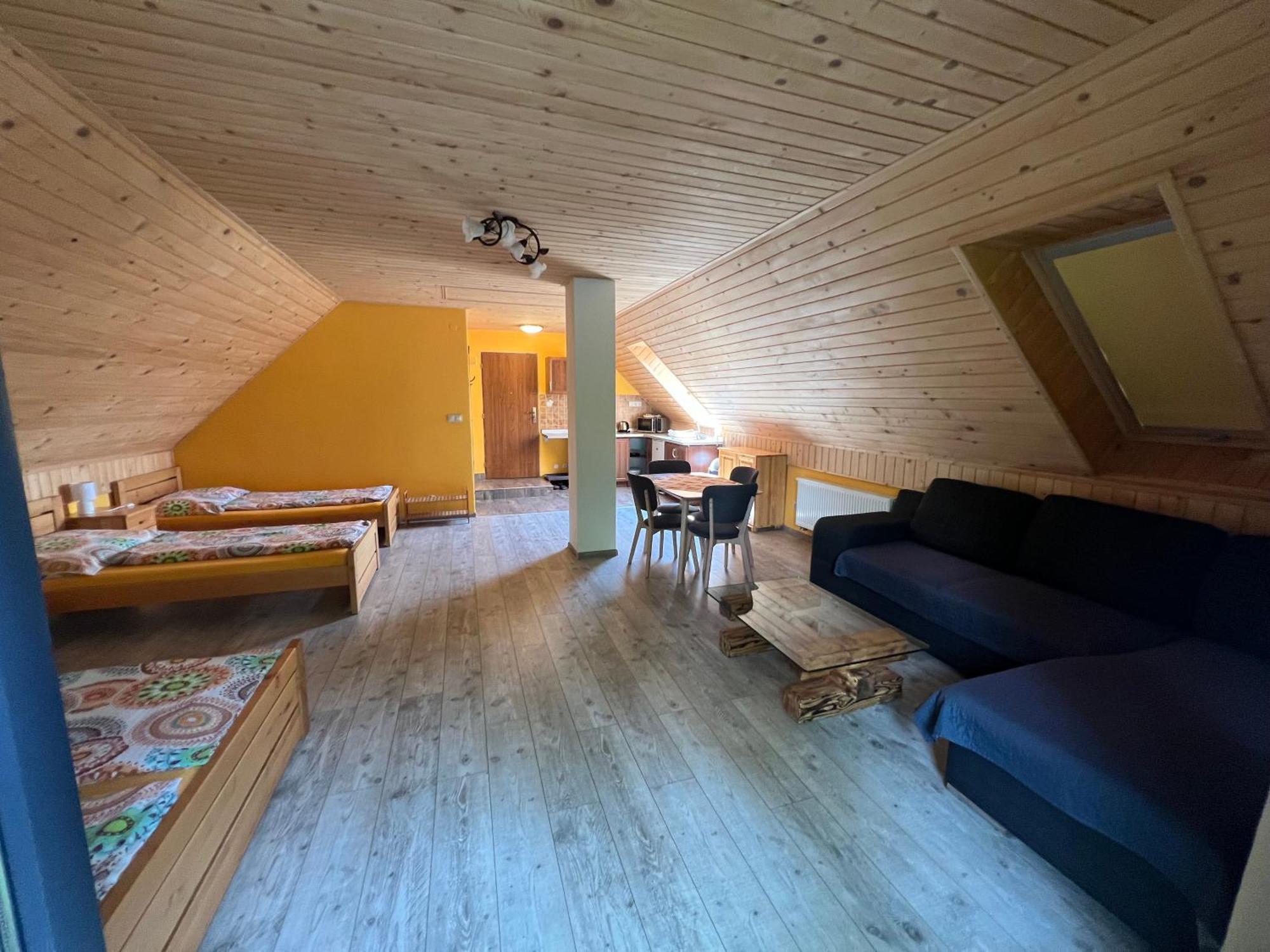 Privat 66 Apartment Liptovsky Trnovec Bagian luar foto