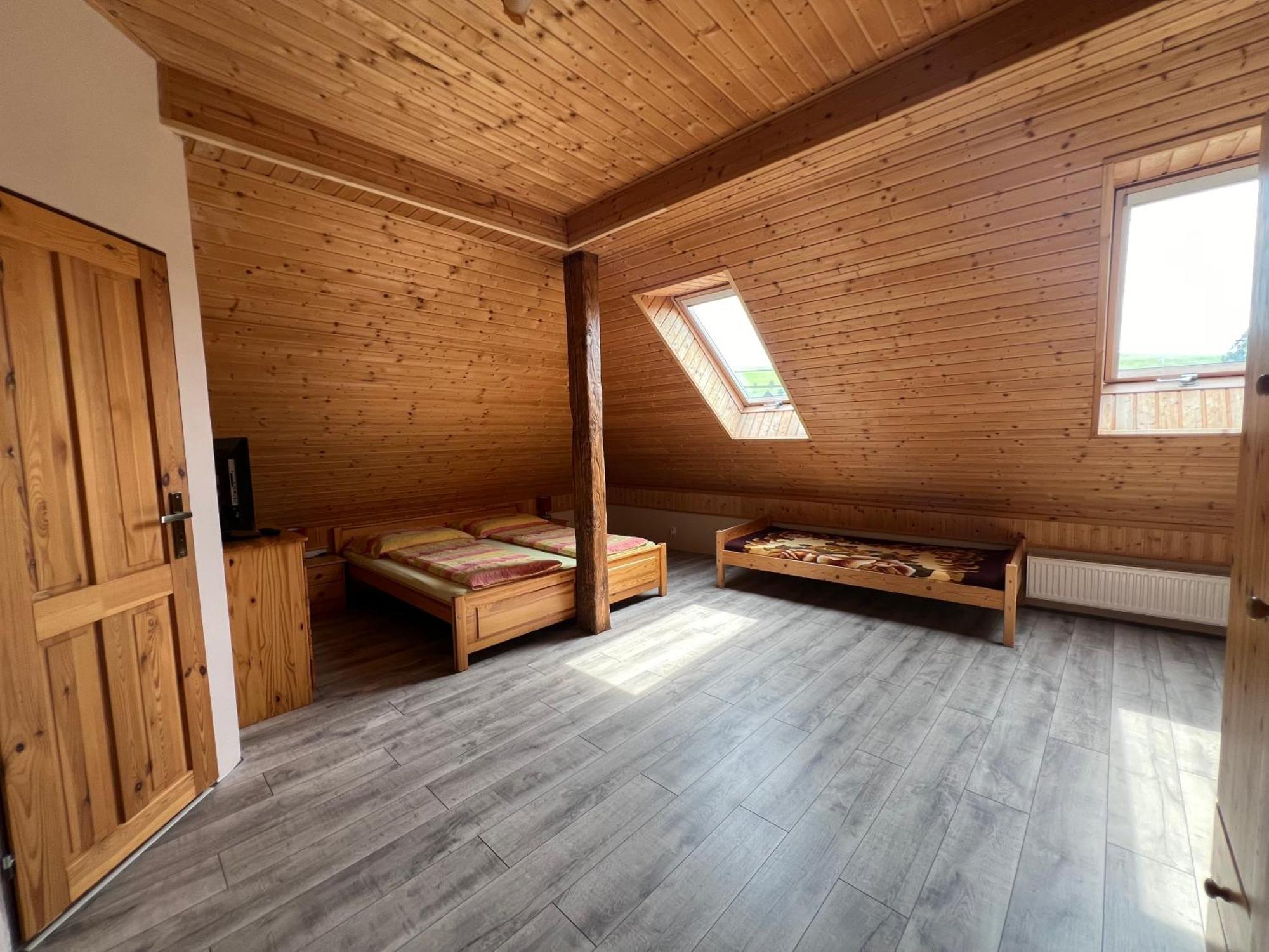 Privat 66 Apartment Liptovsky Trnovec Bagian luar foto