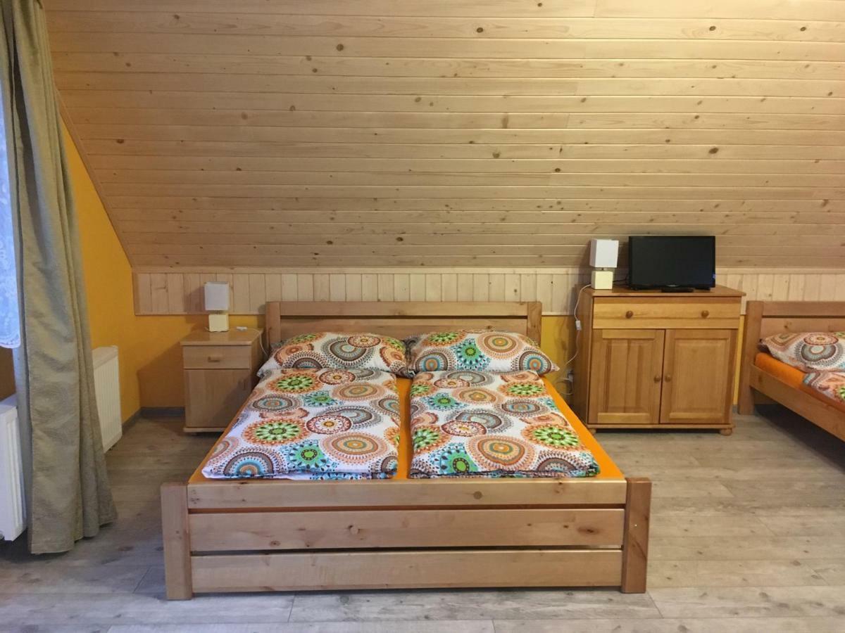Privat 66 Apartment Liptovsky Trnovec Bagian luar foto